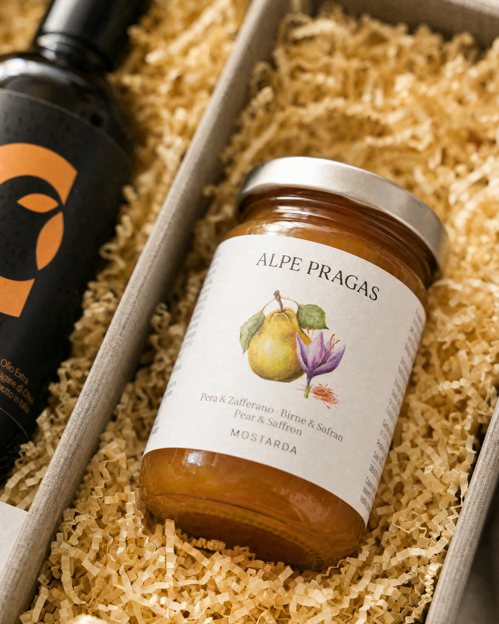 Alpe Pragas Birne-Safran-Chutney im Geschenkkorb Grünes Gold