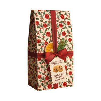 Organic Christmas cookies with candied fruits