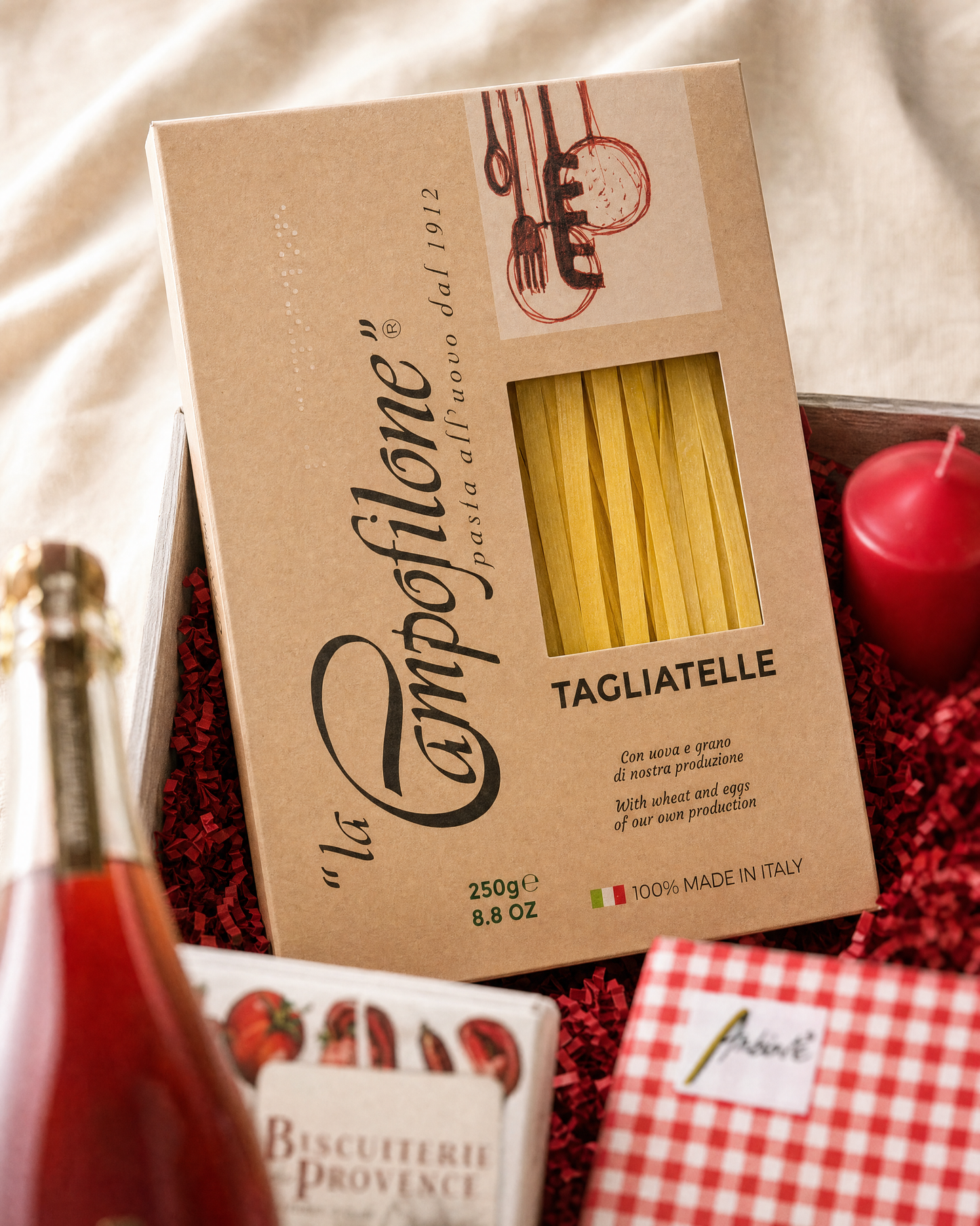La Campofilone Tagliatelle Eiernudeln im Geschenkkorb Candle Light Dinner