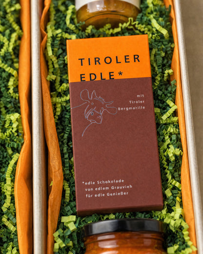 Tiroler Edle Schokolade mit Marille im Geschenkkorb Gourmet Geschenk Marillentraum