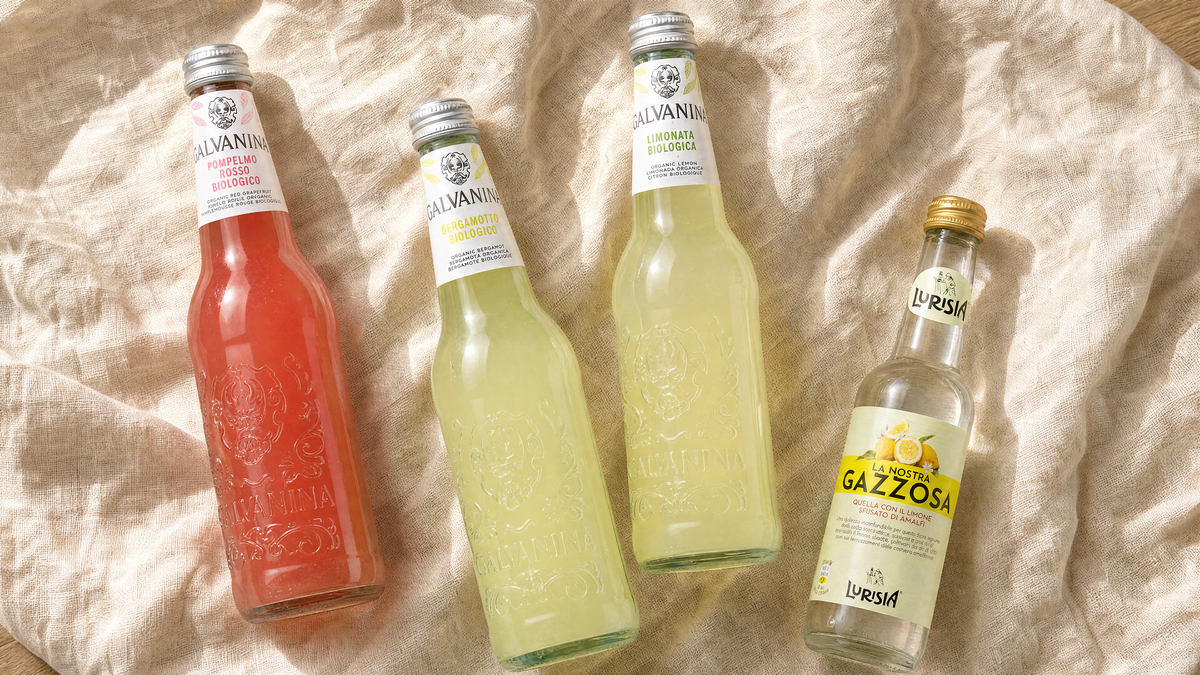Italienische Limonade: Chinotto & Aranciata – in der Glasflasche