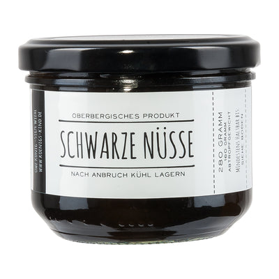Schwarze Nüsse